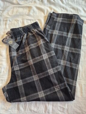 Dashing men's Large black / gray plaid fleece pajama pants, side pockets NWT